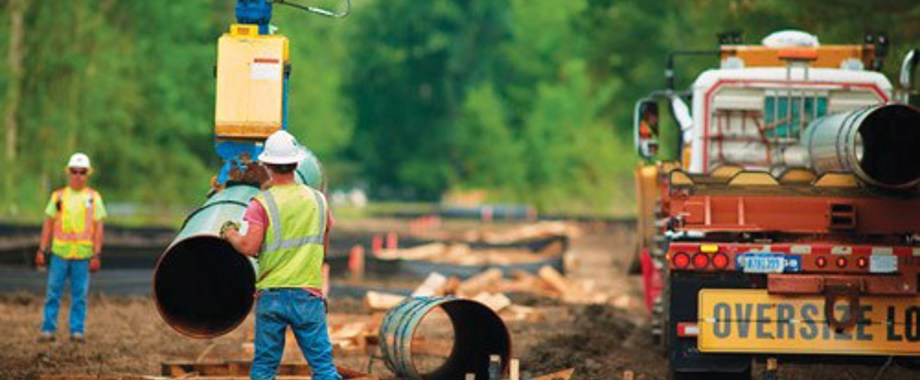 pipeline construction stock.jpg