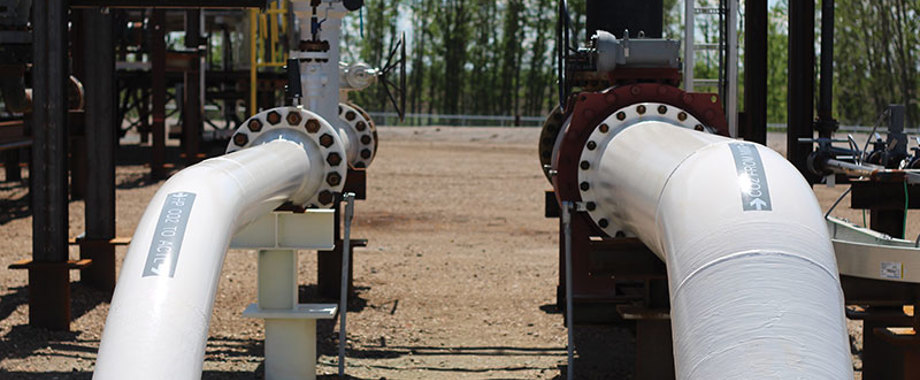 CO2-compressor-station-pipe.jpg