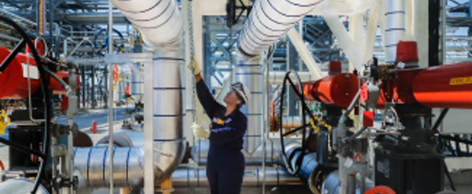 carousel phillips 66 person.png