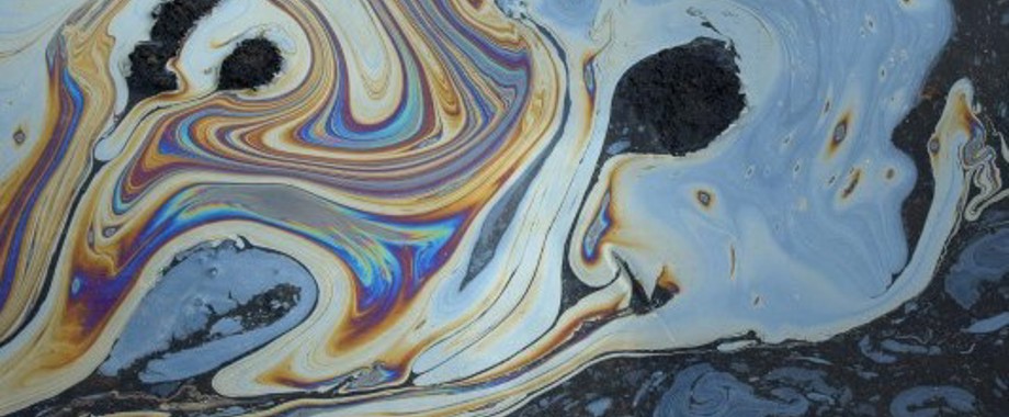 carousel oil spill stock.jpg