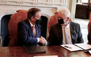 Panama President Laurentino Cortizo Cohen and Energy Transfer Executive Chairman Kelcy Warren (Photo: Business Wire)